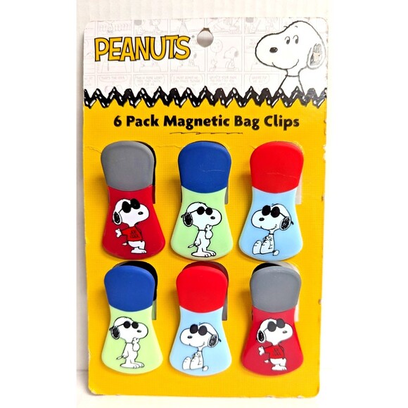 Peanuts Joe Cool Snoopy Magnetic Bag Clips Multicolor Set of 6 Cartoon Gift NIP - Picture 1 of 4